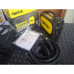 ESAB Rogue ET 181ip nuova, mai usata, ma con imballo sporco e torcia aperta da confezione. Garanzia 3 anni Esab
